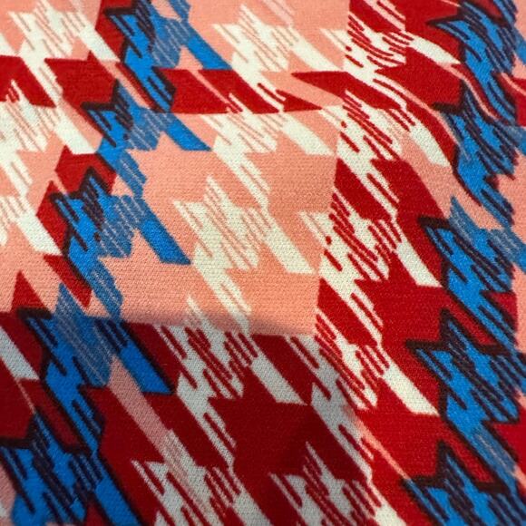 Gracia Women's Bold Aztec Print Tie Neck Blouse Size Medium NWT Button Up - Picture 5 of 9